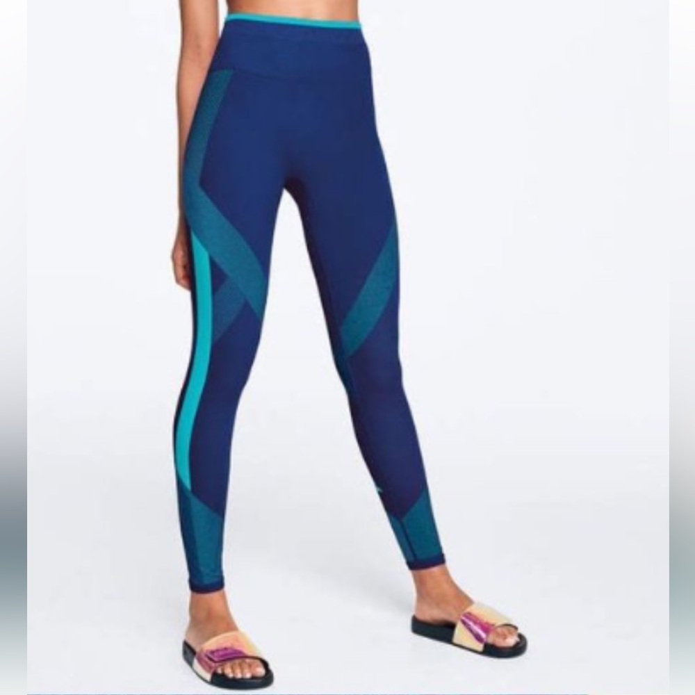 PINK Victoria's Secret Navy and Teal Colorblock Leggings